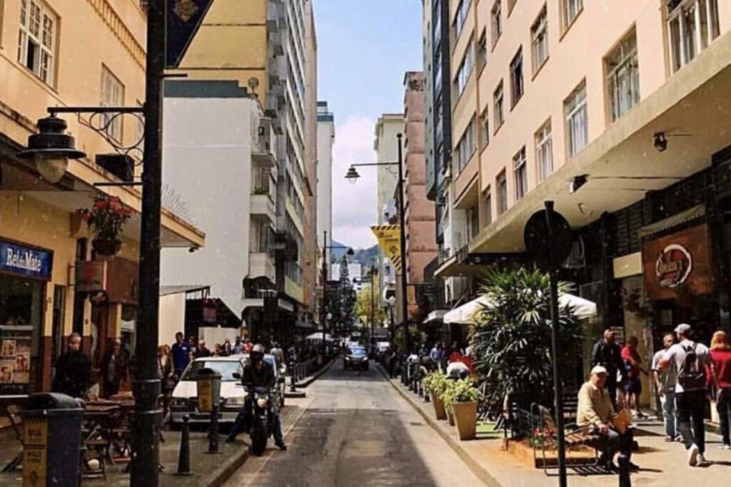 Studio Centro Imperial Petropolis  Luaran gambar